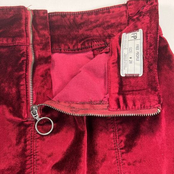 Free People Crimson Red Velvet Seamed Mini Skirt Rear Zip Button Waist Size 26 - Picture 5 of 11